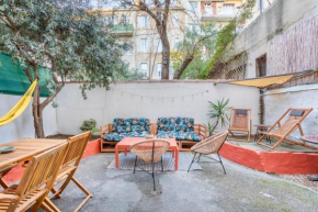 Un appartement au centre-ville avec cour privé de 35m